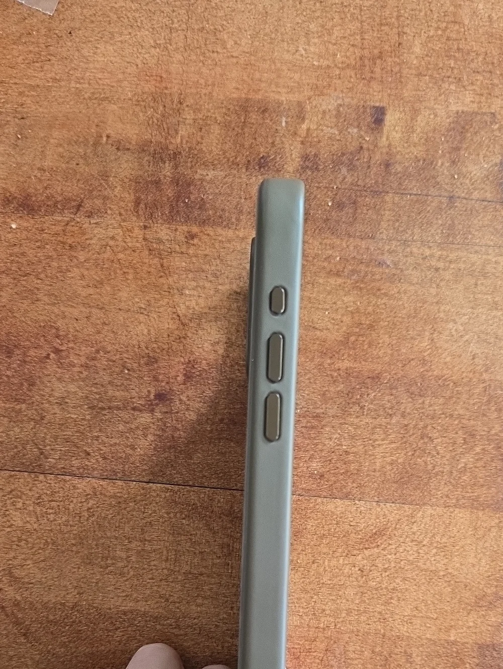 Apple taupeish grayish